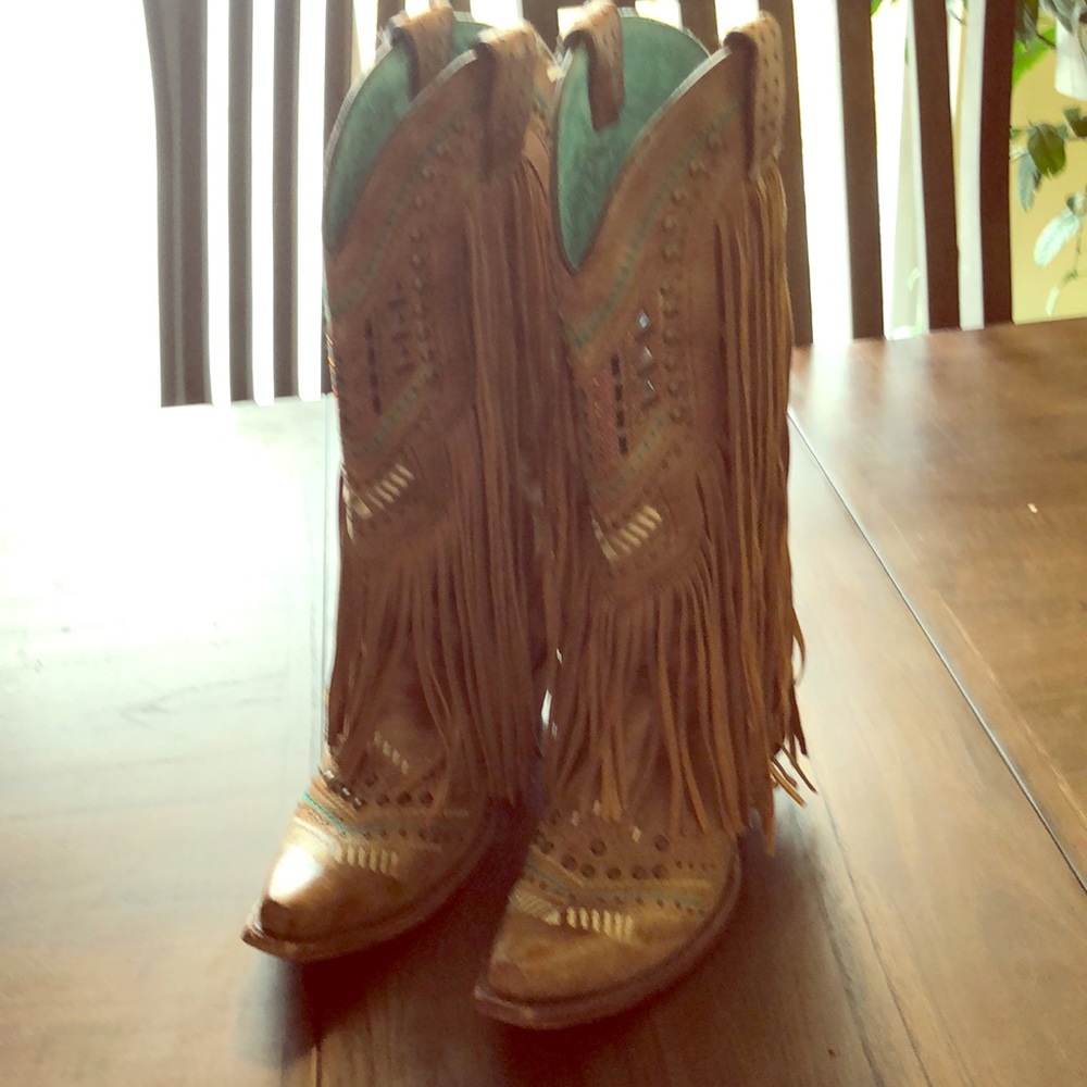 Corral boots
